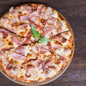 ham pizza