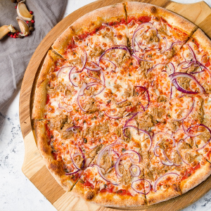 Tuna Pizza